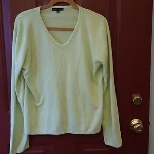 Carolyn Taylor pretty sweater